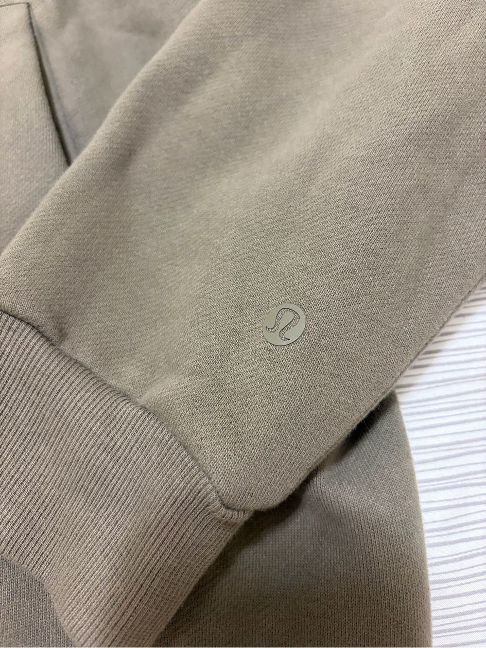 Lululemon Men's Hoodie - Picture 3 of 4